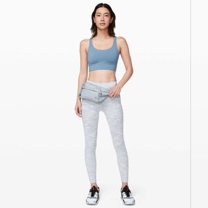 🌷 2 For $30 Lululemon Wunder under luxtreme 25'